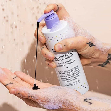 Evo Fabuloso Platinum Blonde Toning Shampoo (250ml) Neutralise brass. Brighten blonde. Strengthen hair