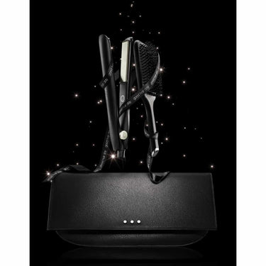 GHD GOLD® HAIR STRAIGHTENER GIFT SET IN BLACK - Trendz Studio